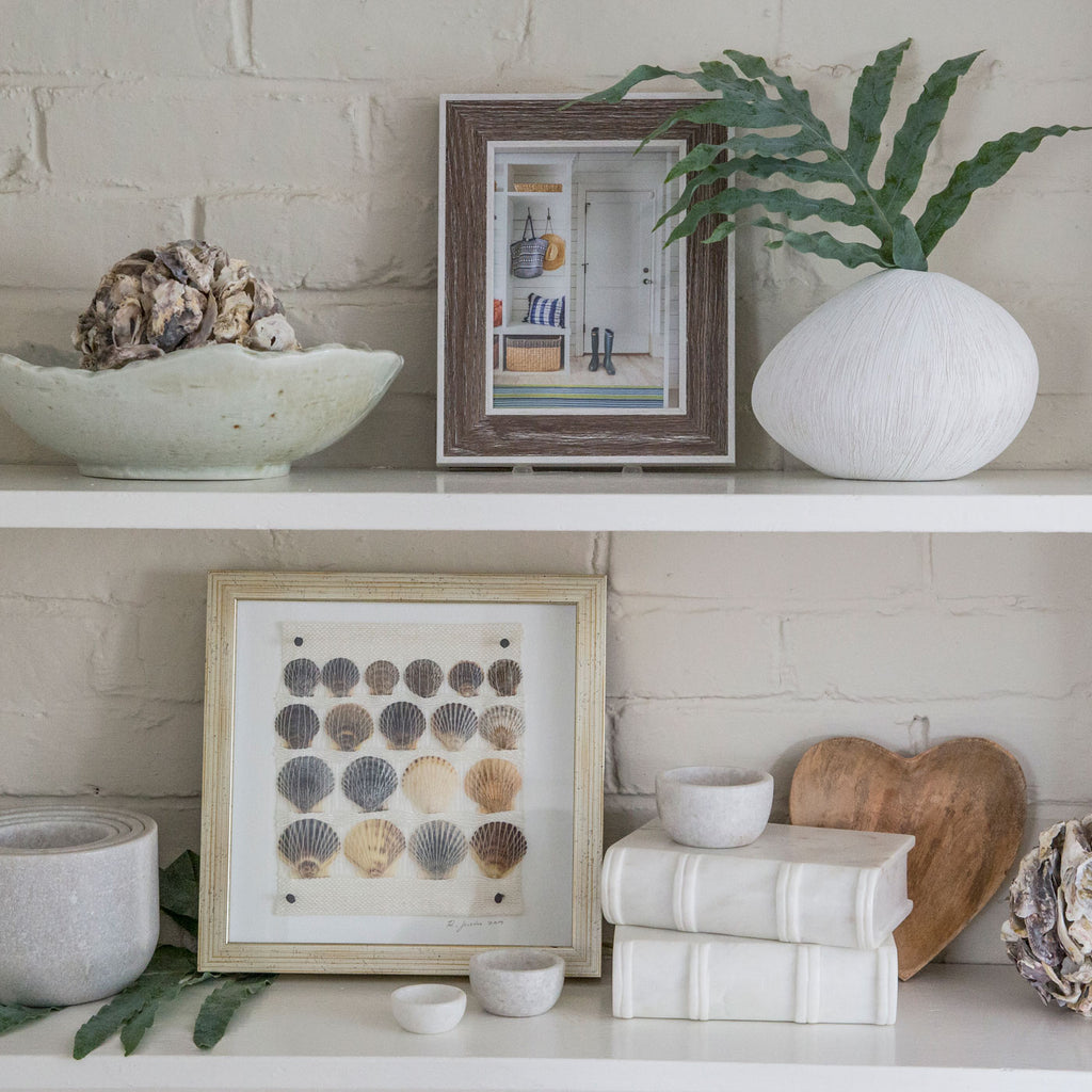 Top Shelf Advice: 10 Quick Tips for Accessorizing Your Bookshelves
