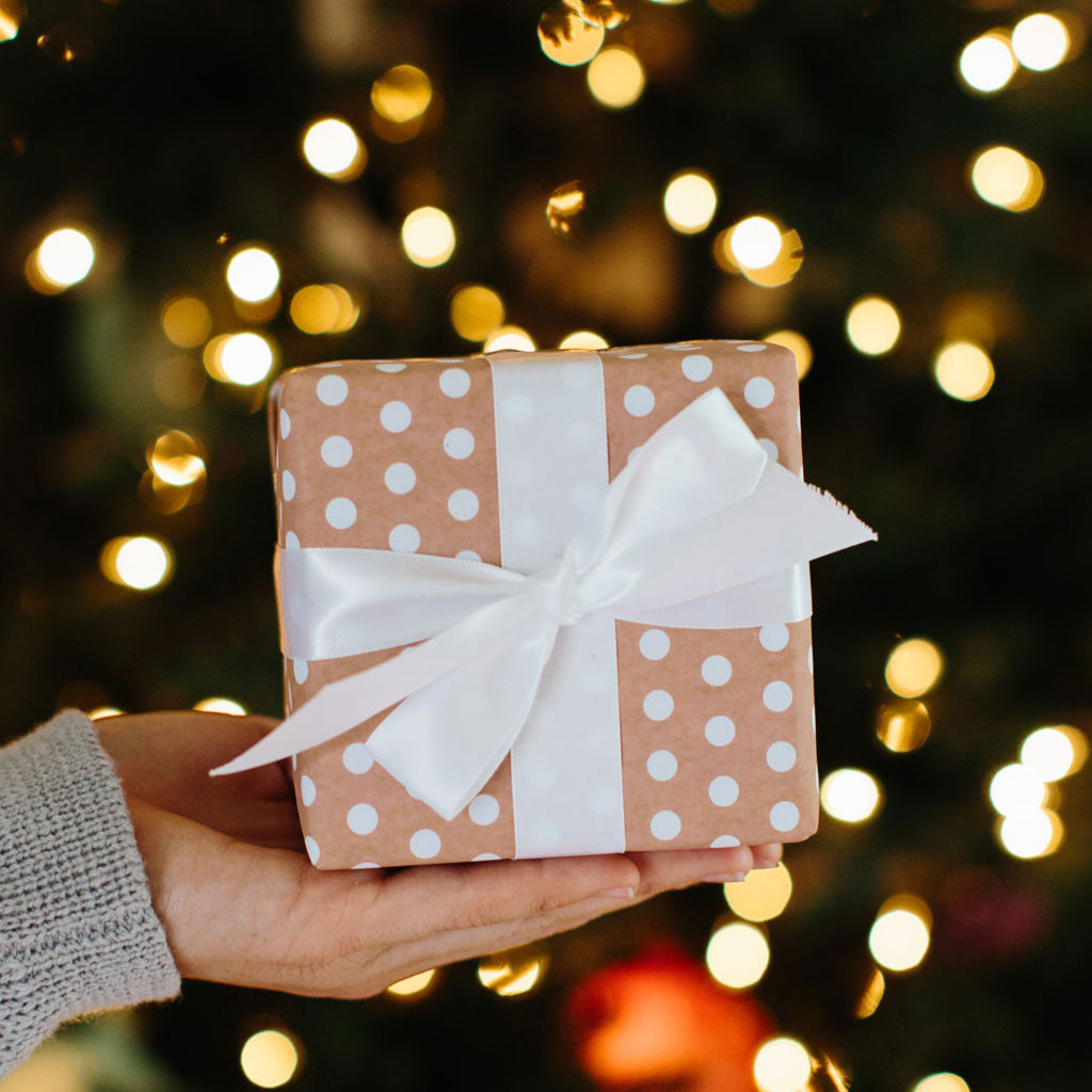 2018 Nantucket Looms Holiday Gift Guide