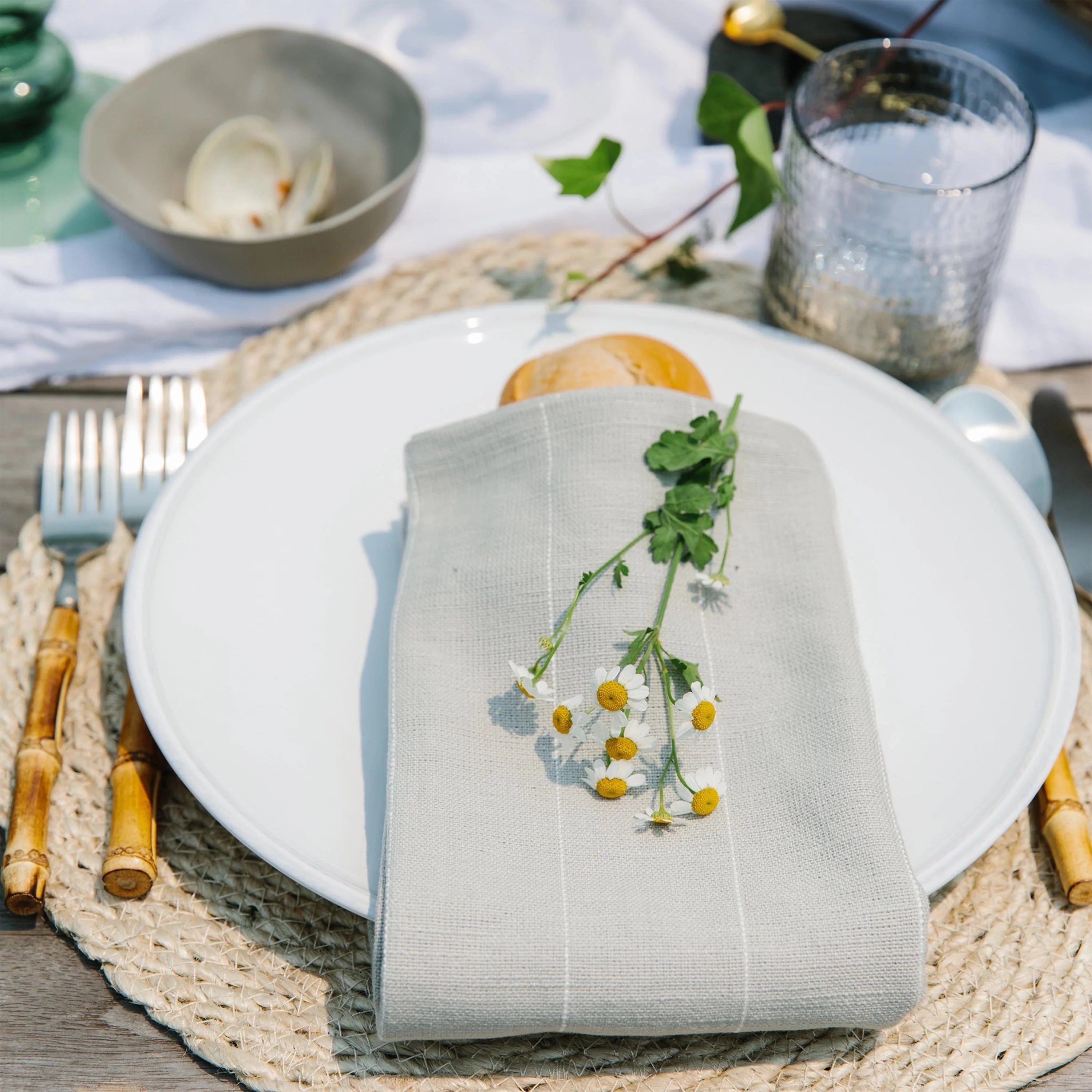 Dinnerware & Flatware