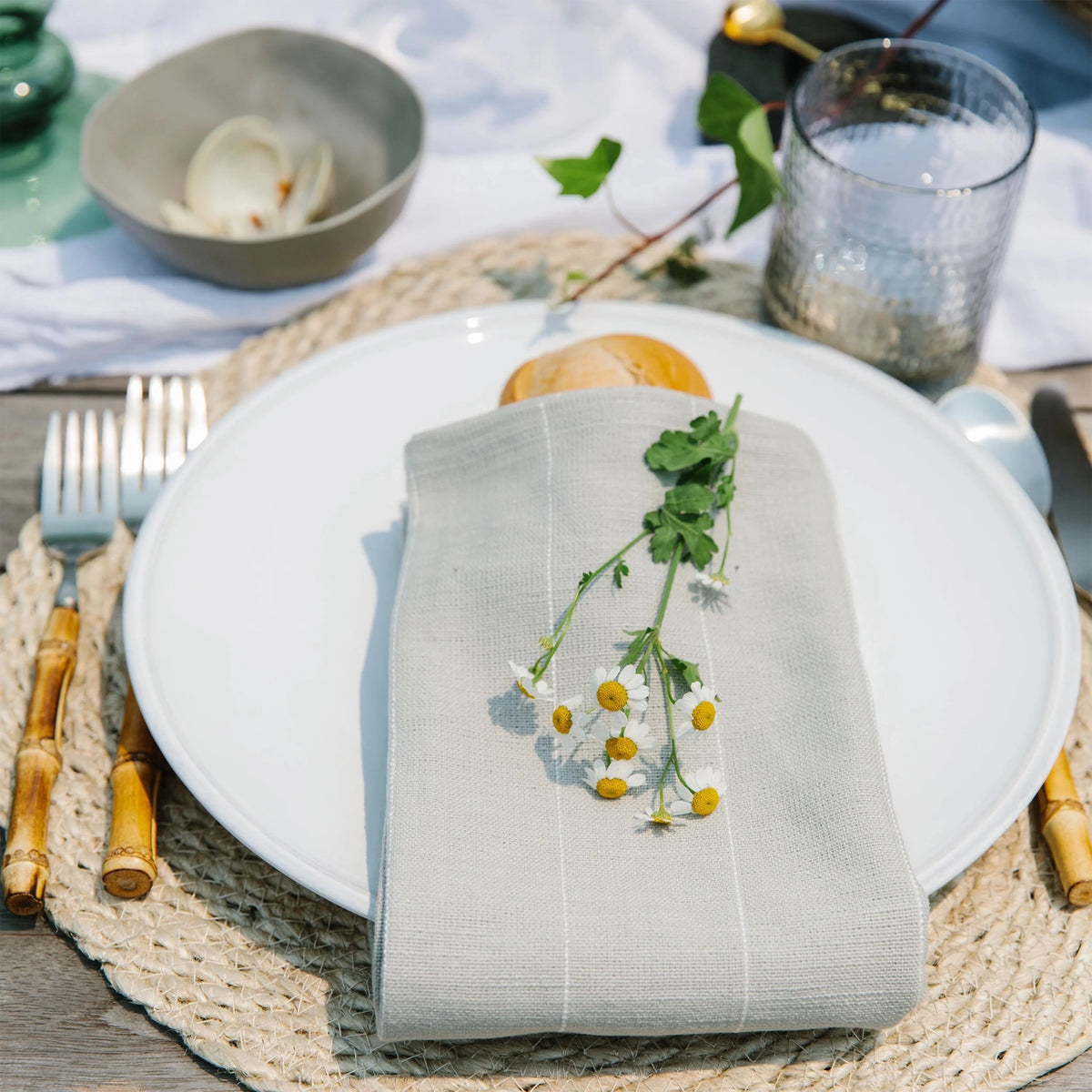 Dinnerware & Flatware