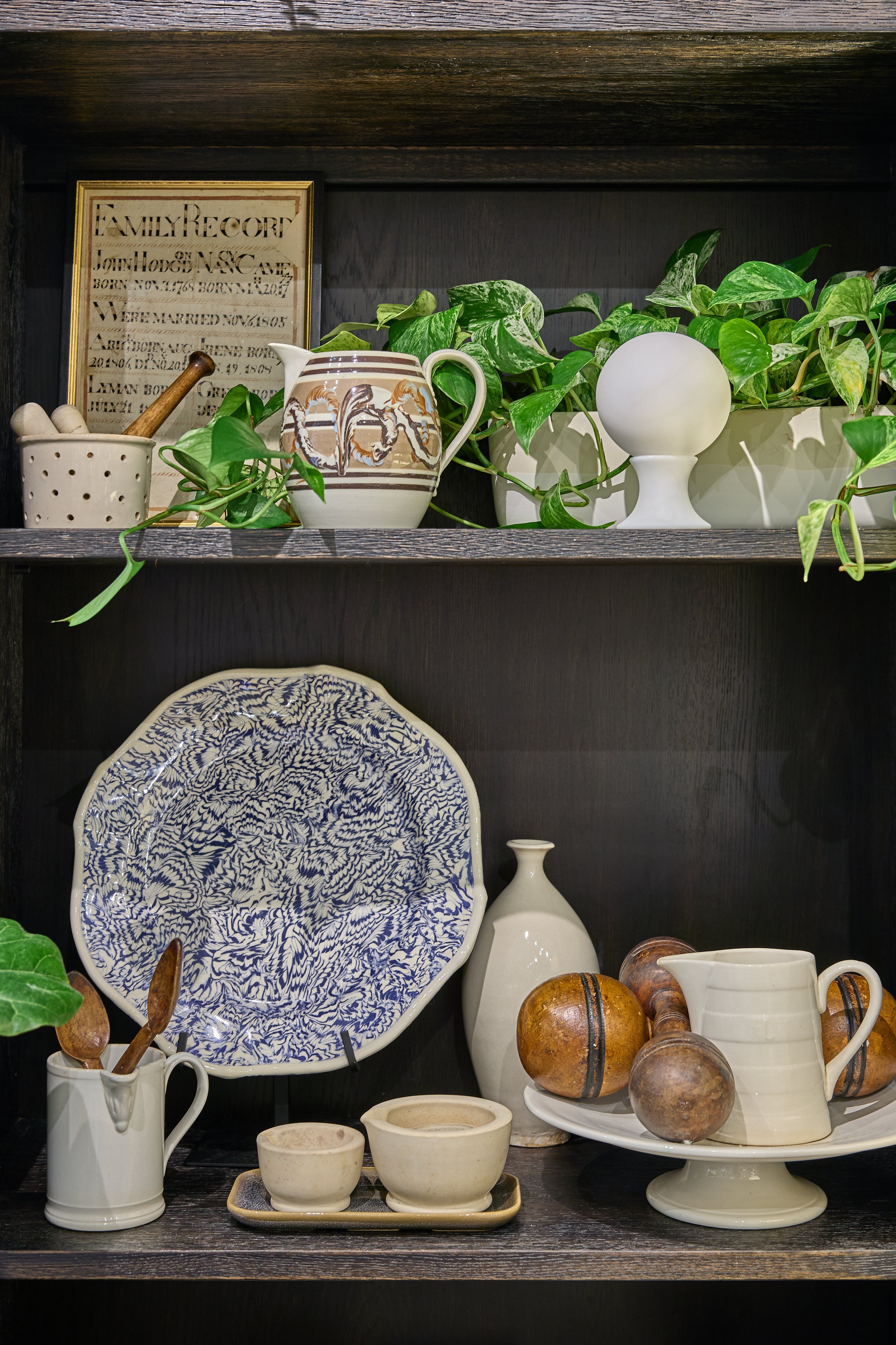 Artwork, Decor & Curiosities