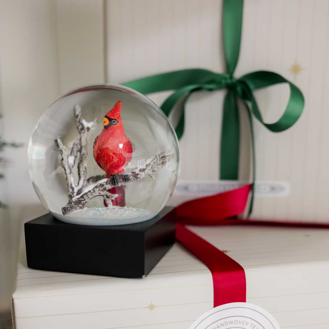 Cardinal Snow Globe