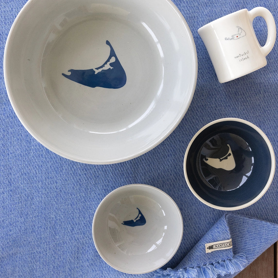Navy Nantucket Bowl  | Emily Johnson