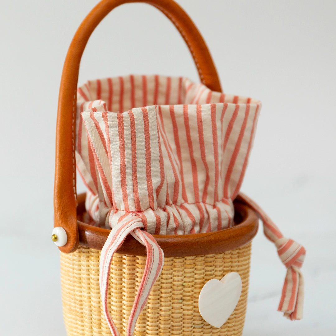 Ivory Heart Child's Purse | Janet Carreau