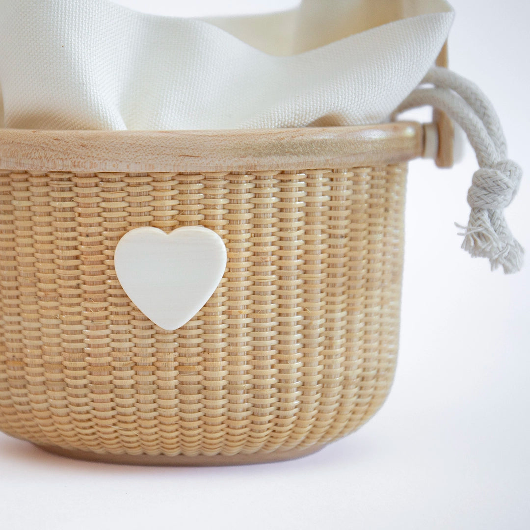 Maple Child's Purse Lightship Basket with Ivory Heart and Linen Liner | Janet Carreau