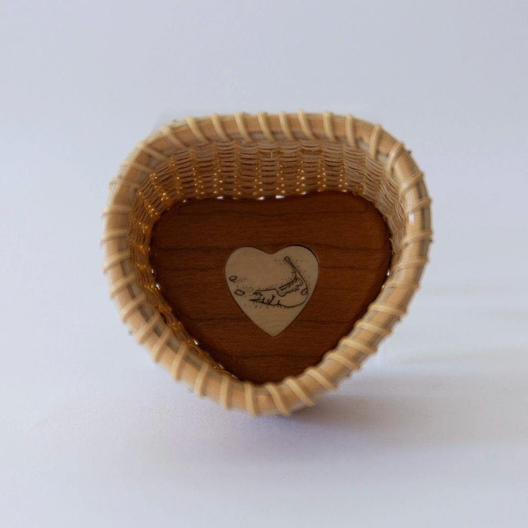 Mini Heart Lightship Basket with Ivory Island Outline | Dale Rutherford