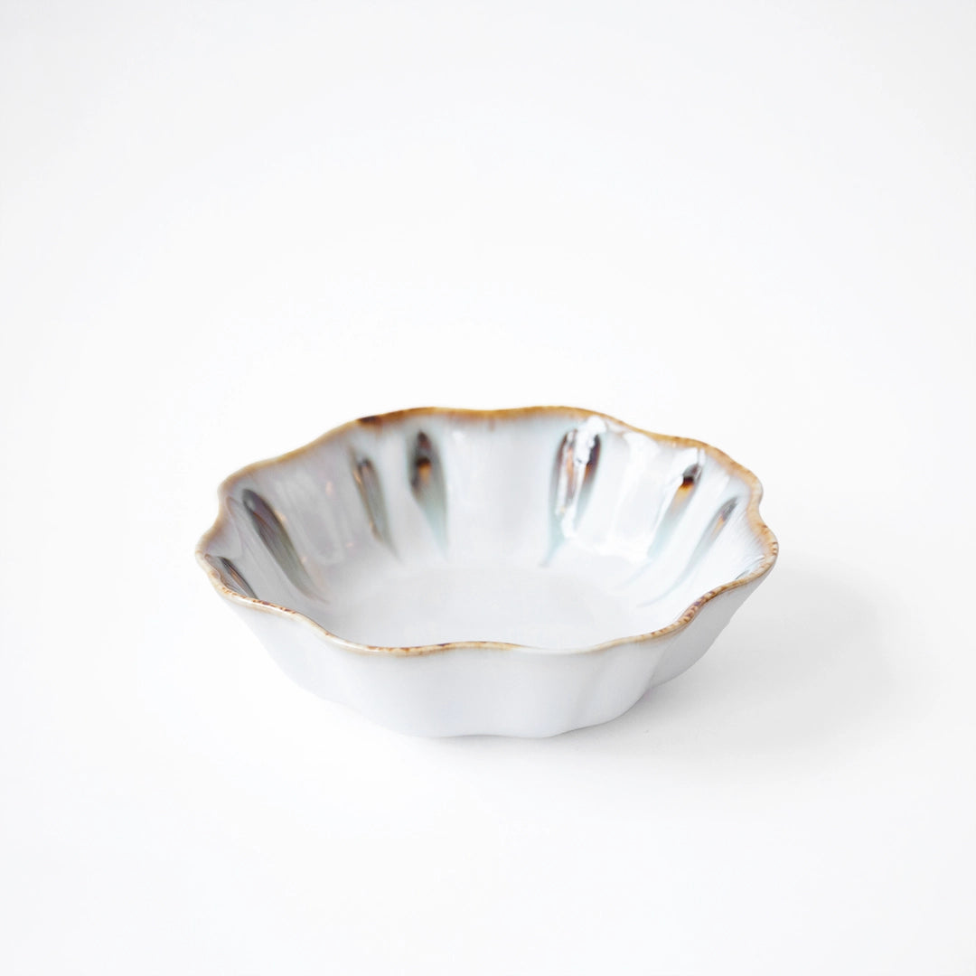 Reactive Glaze Scalloped Serveware