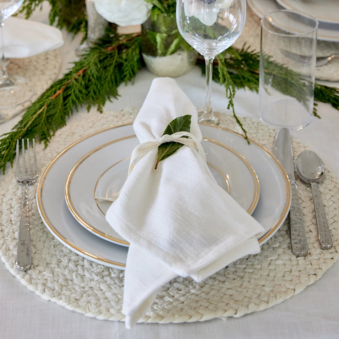 Noel Gold Trim Plates