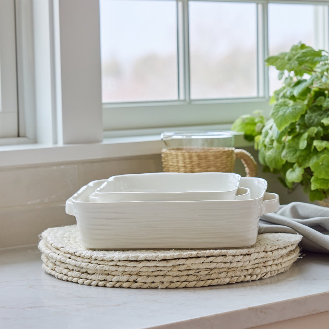 Bleached Round Raffia Placemat