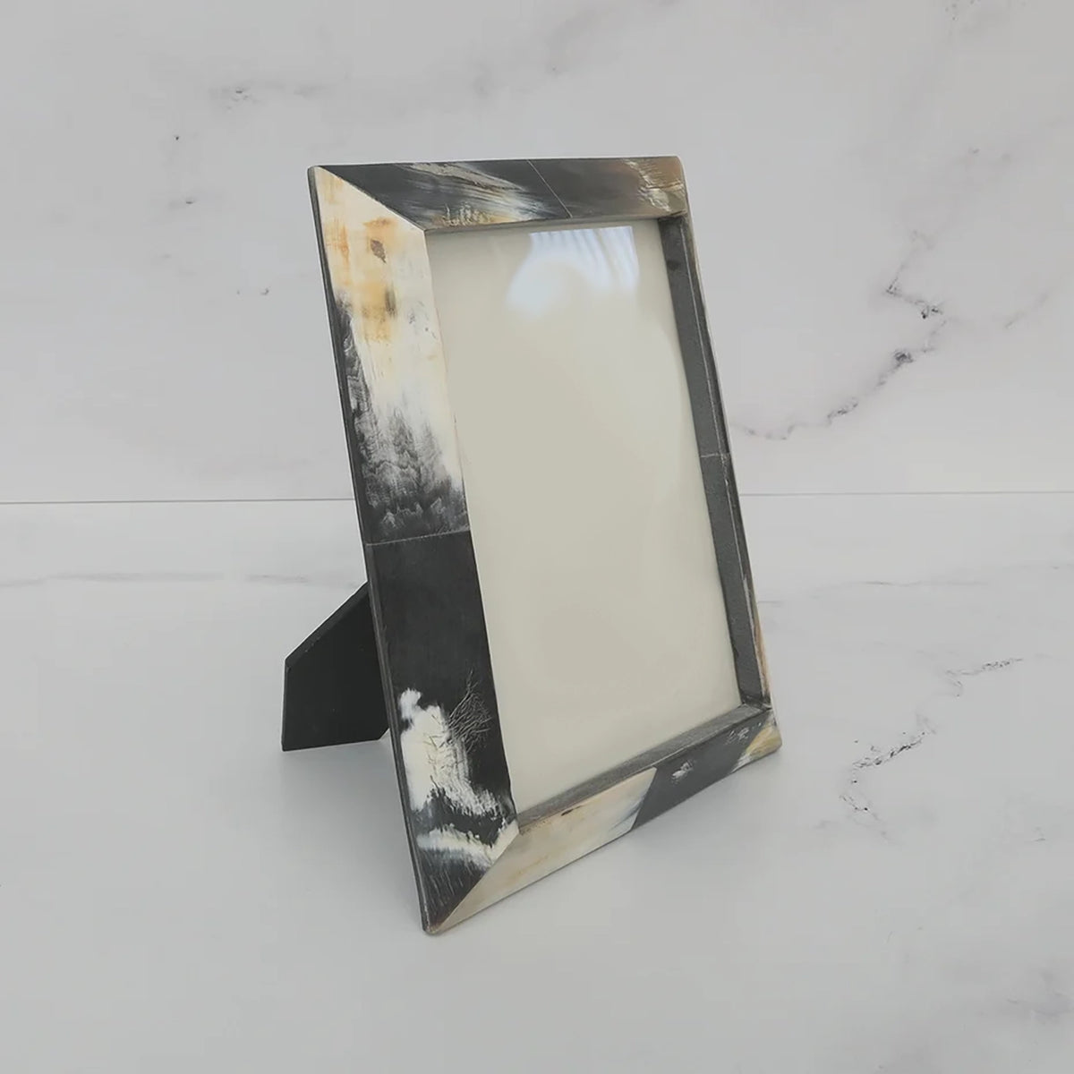Dark Horn Frames