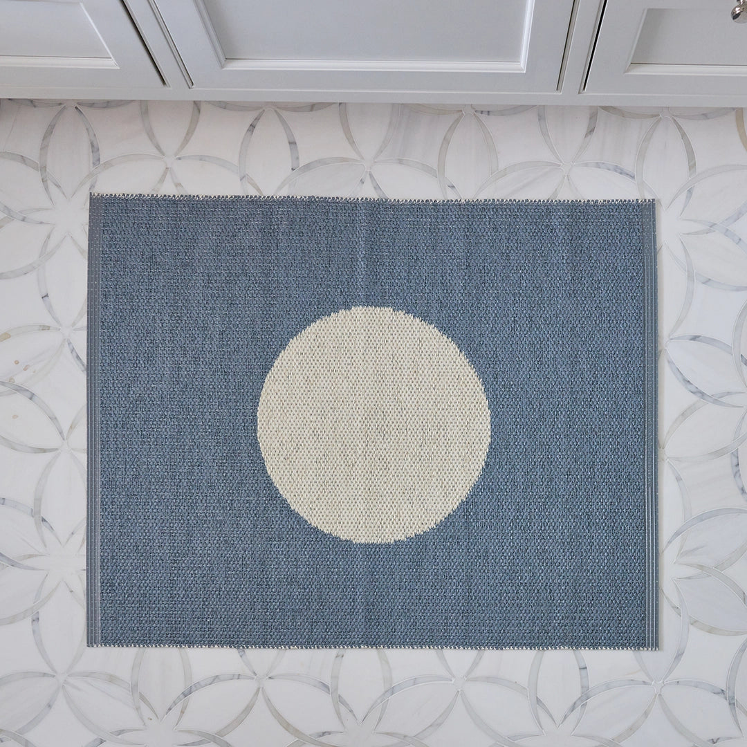 One Dot Storm Blue Pappelina Rug