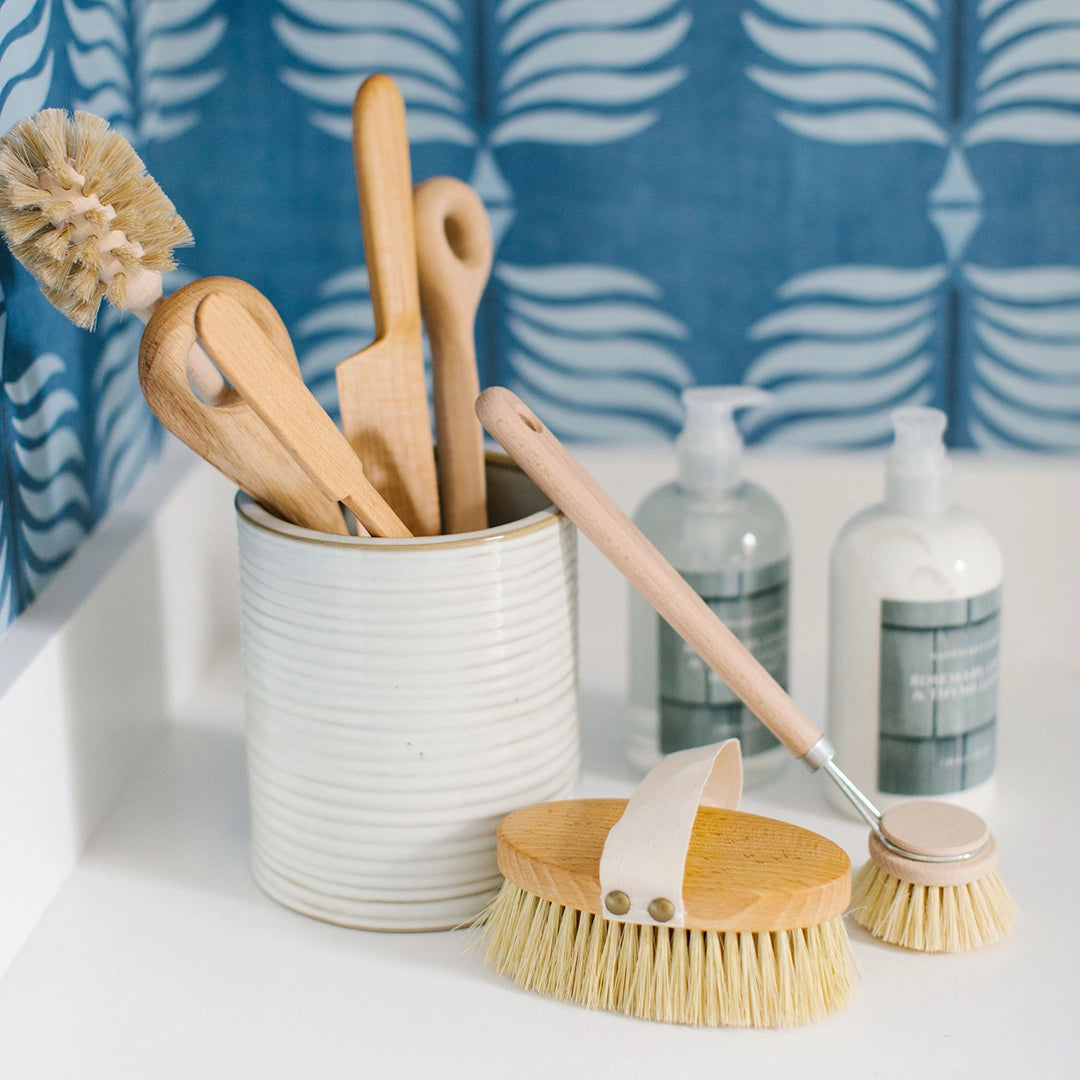 Cosmetic Dry Brush