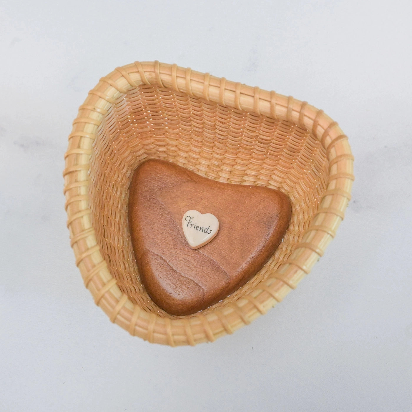 LightShip Nantucket Basket ハート形 小物収納ボックス