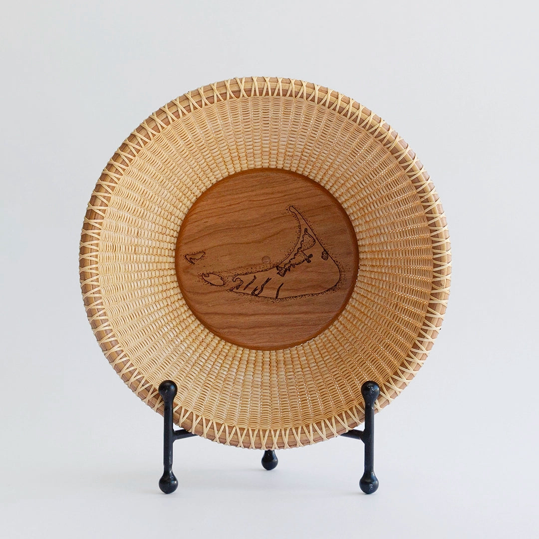Bread Basket with Engraved Island | Janet Carreau