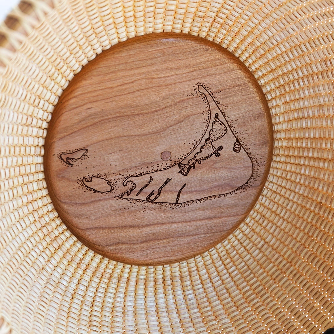 Bread Basket with Engraved Island | Janet Carreau
