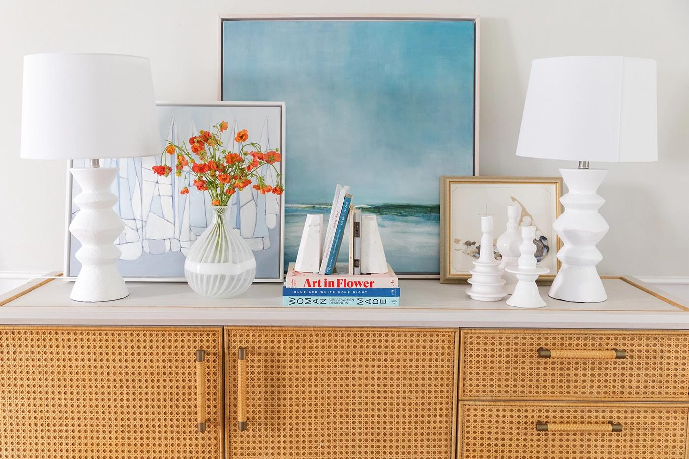 Transform your home into a serene coastal retreat with the Nantucket Looms Home Decor Summer Collection. Inspired by the timeless beauty of Nantucket, this collection brings the essence of summer into your living space, infusing it with light, breezy elegance and a touch of seaside charm.