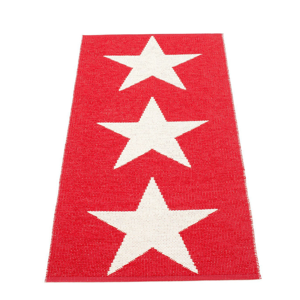 Red Three Star Runner